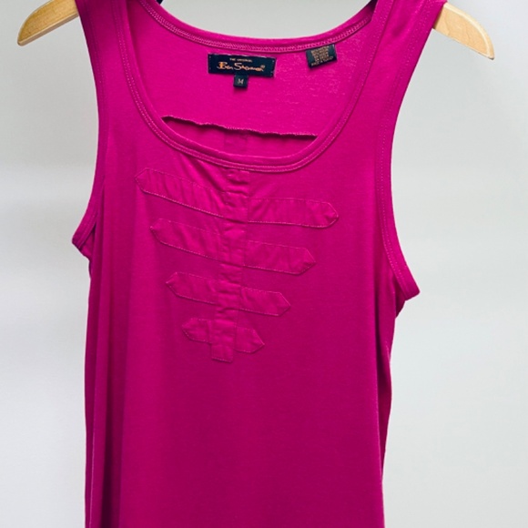 Ben Sherman Scoop Neck Tank with Front Appliqué Detail – Size M - Picture 5 of 6